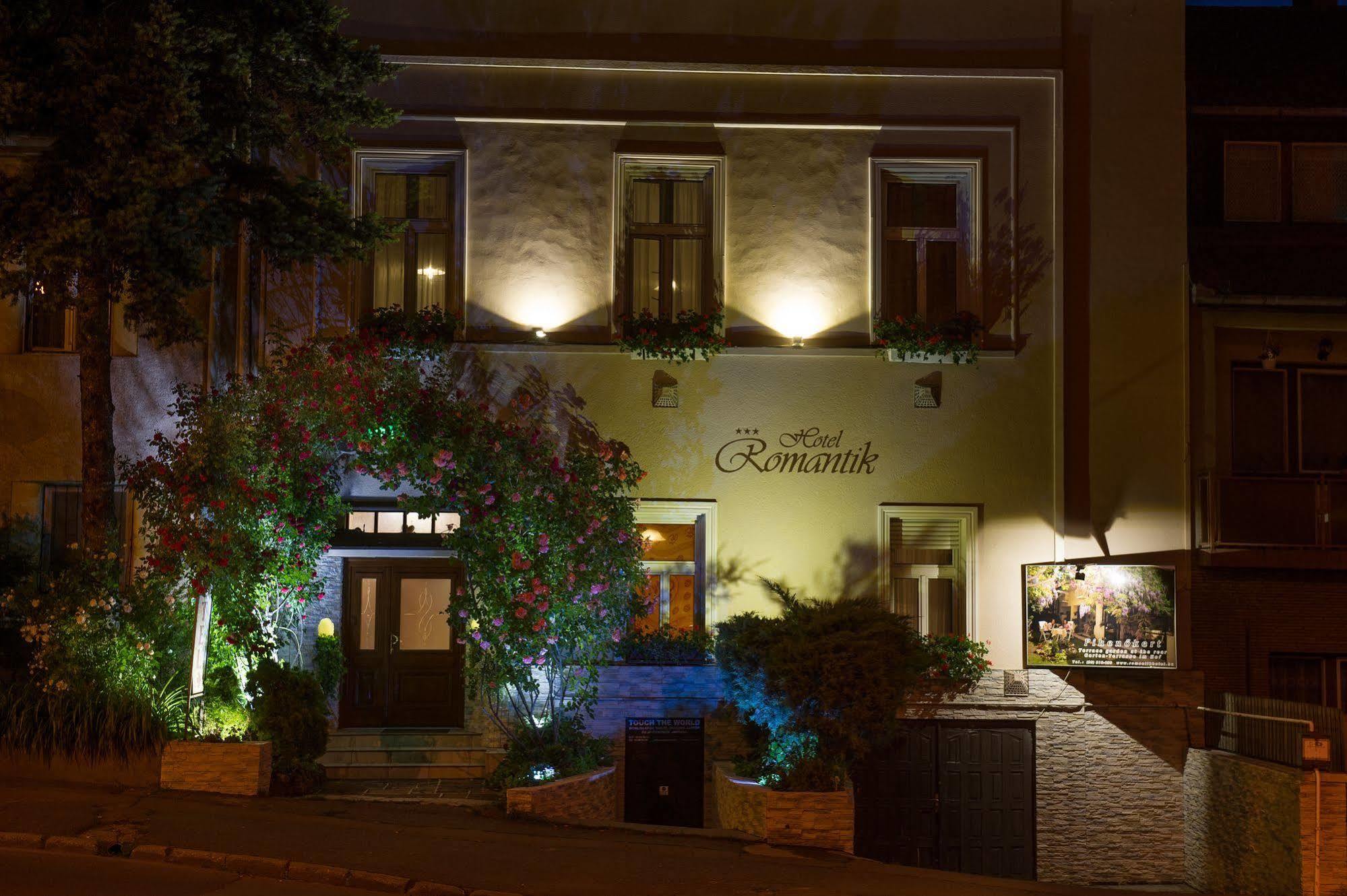 Hotel Romantik Eger Exterior foto